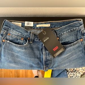 Levi’s Wedgie Fit Jeans Size 28